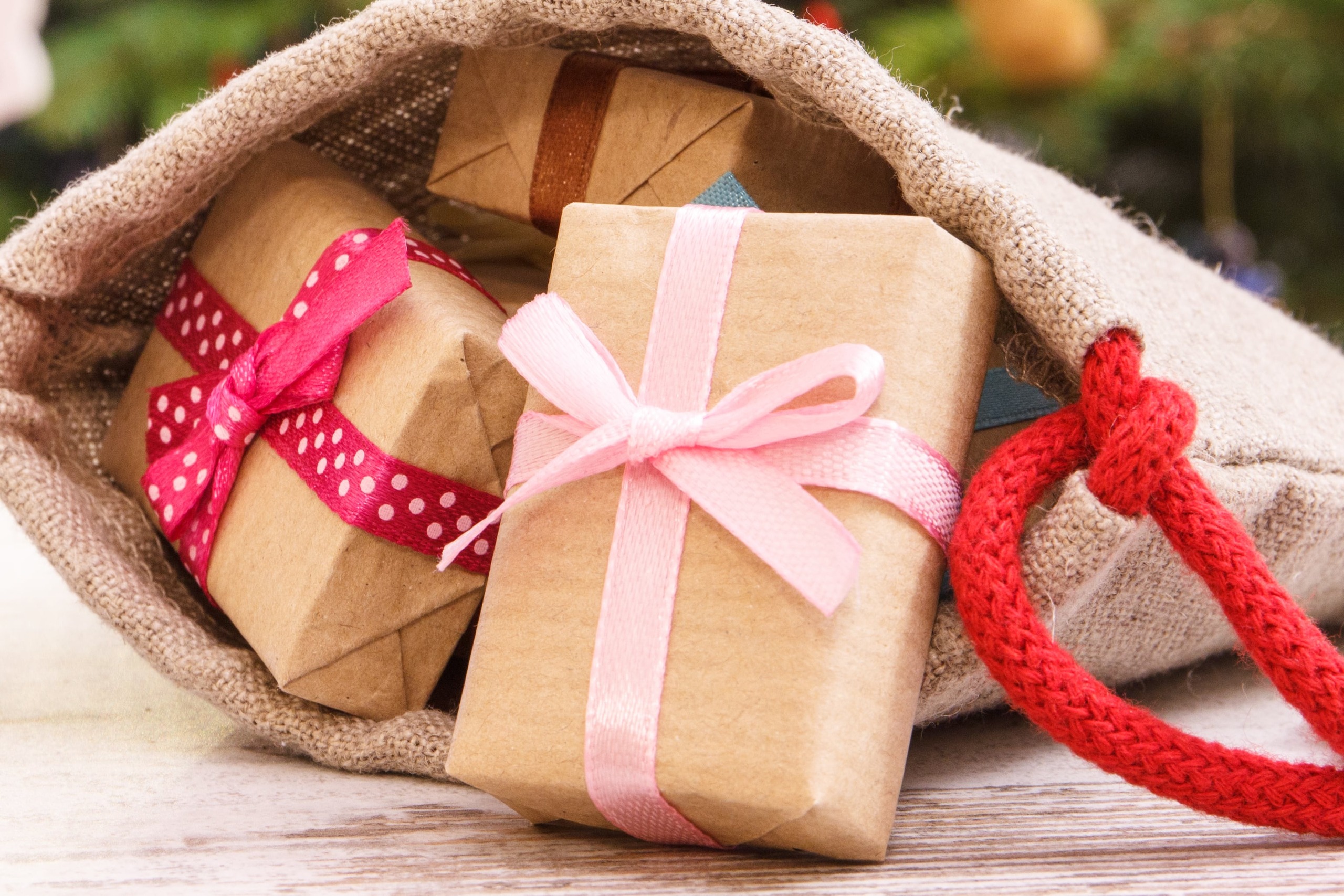 Honoring The Heroes: Unique Gift Ideas To Celebrate The Hardworking Breadwinner